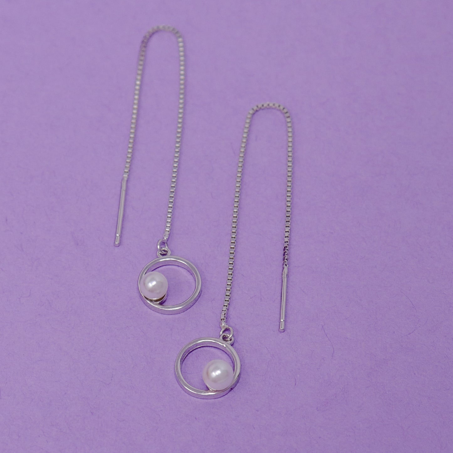 SUI DHAGA CIRCLE EARRING