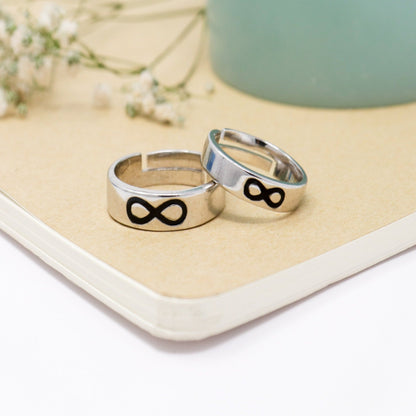 INFINITY BAND COUPLE RING