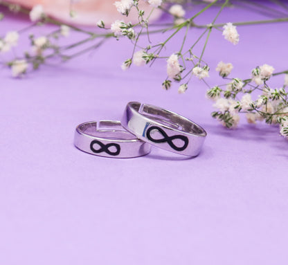 INFINITY BAND COUPLE RING