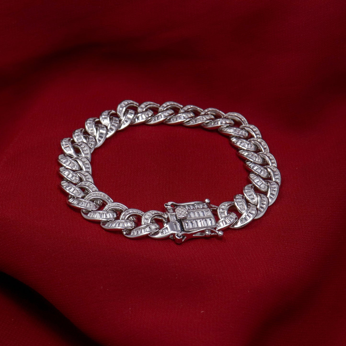 STYLISH LINK ZIRCON BRACELET