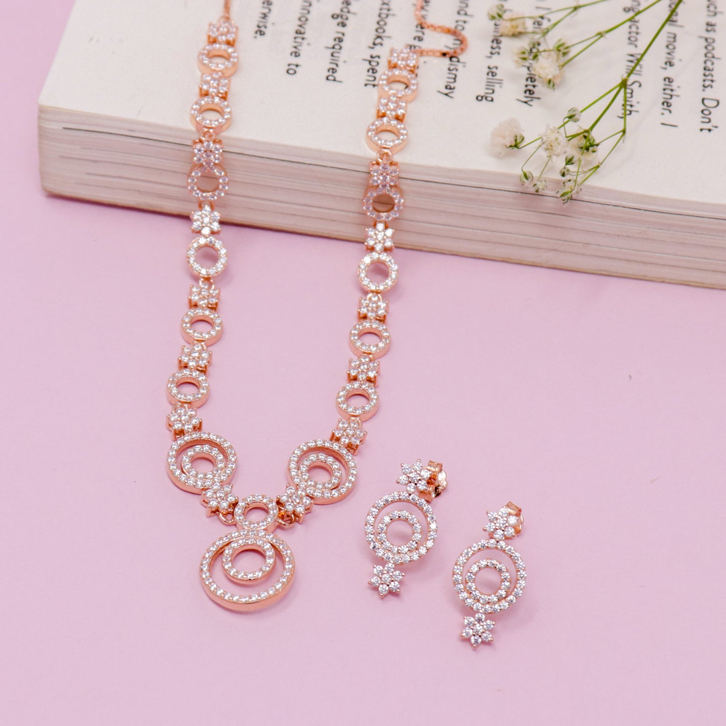 SHINE OF SERENITY NECKLACE WITH EARING