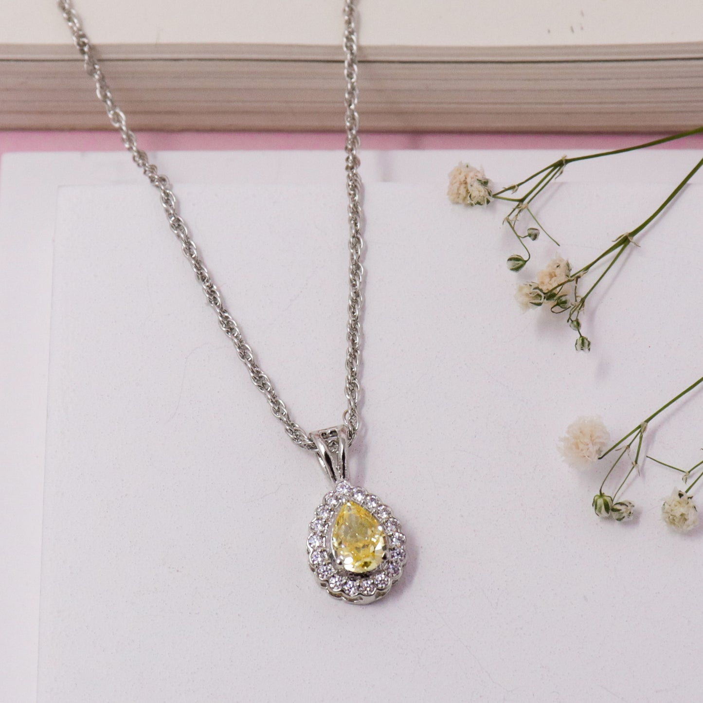 YELLOW SAPPHIRE CZ CHAIN NECKLACE